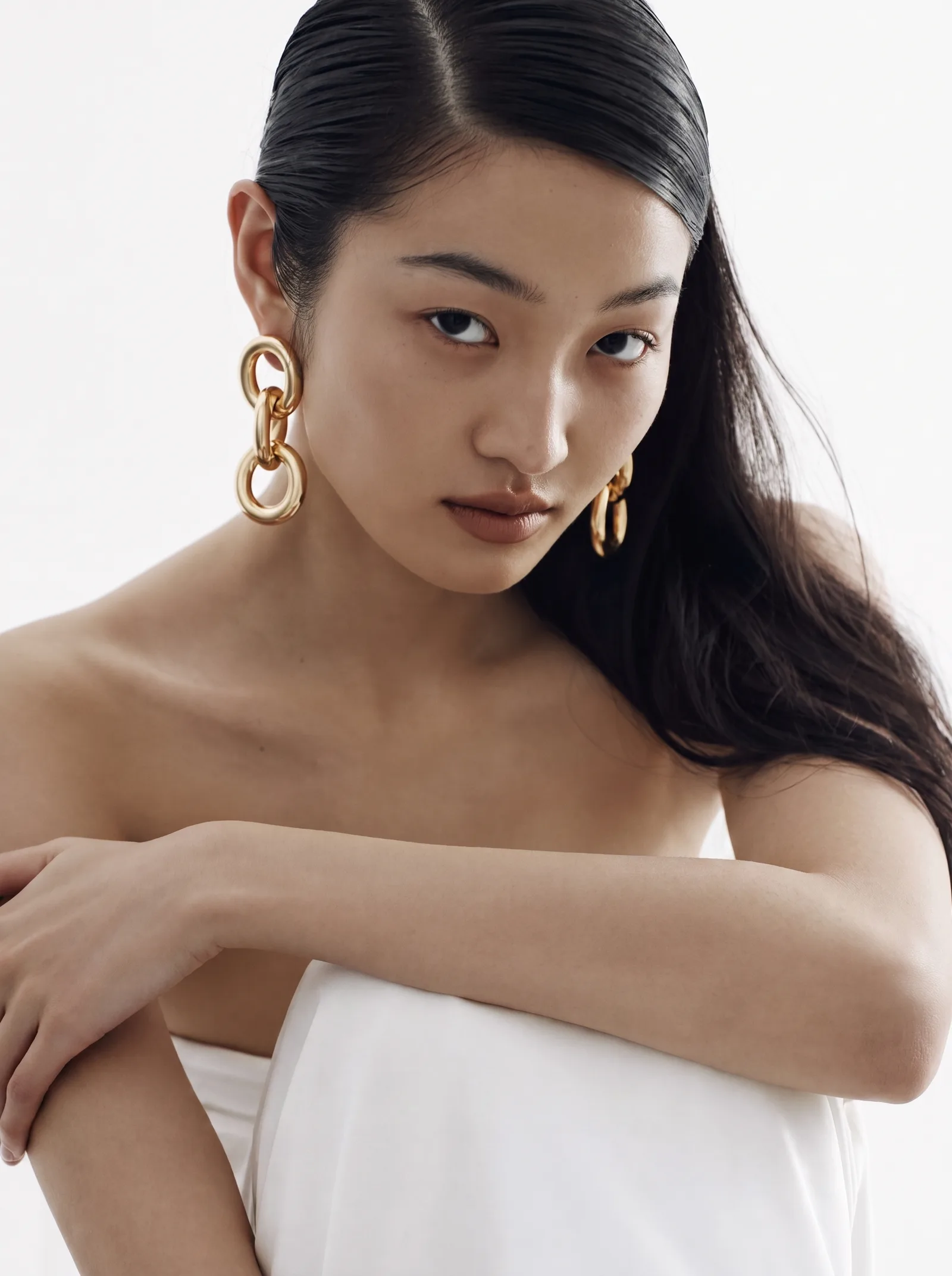 AI beauty and jewellery photography, close-up 3 — Nullcamera Production